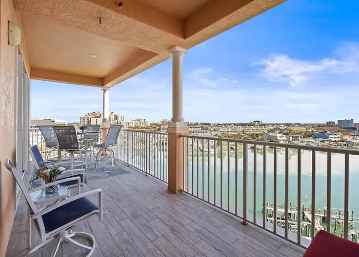 Waterfront Breeze Clearwater Beach